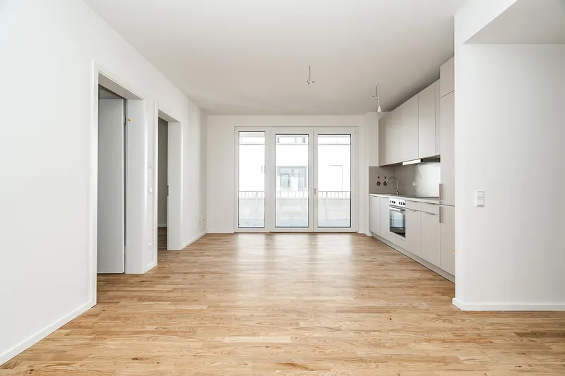 Helle 3-Zimmer-Wohnung mit großzügiger Terrasse, Einbauküche & Aufzug in Berlin-Pankow — photo 1